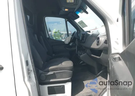 2019 Mercedes-Benz Sprinter 2500 High Roof V6 из США, поврежденный, VIN WD3PF1CD6KP027337